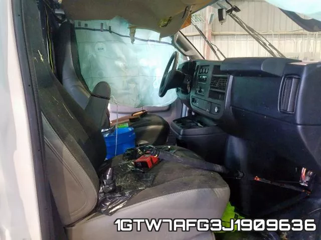 1GTW7AFG3J1909636 фото 6