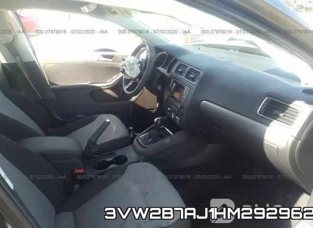 3VW2B7AJ1HM292962 фото 6