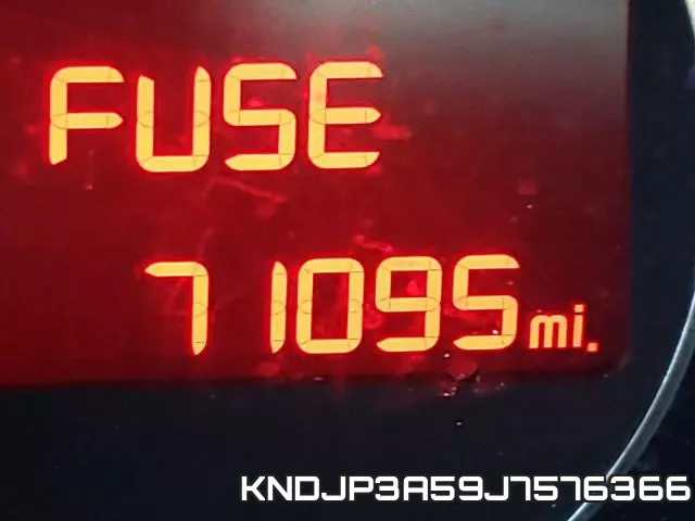 KNDJP3A59J7576366 фото 9