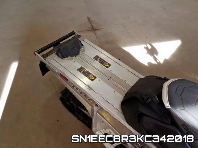 SN1EEC8R3KC342018 фото 7