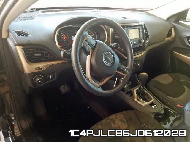 1C4PJLCB6JD612028 фото 10