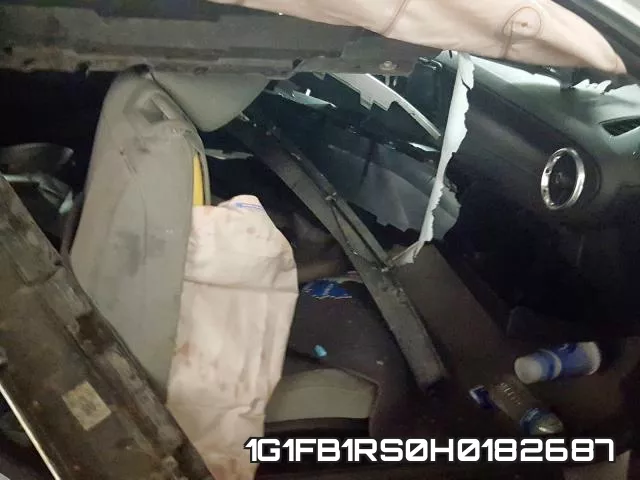 1G1FB1RS0H0182687 фото 6