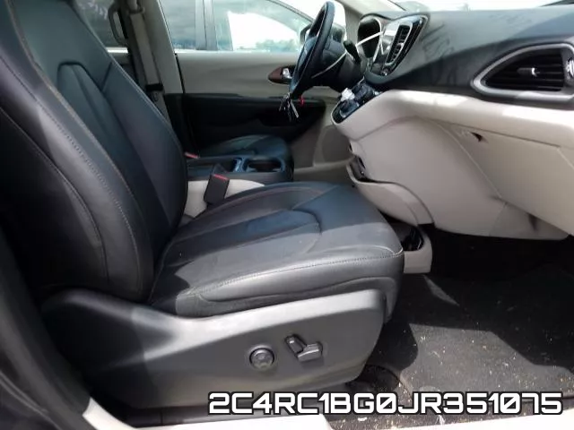 2C4RC1BG0JR351075 фото 6