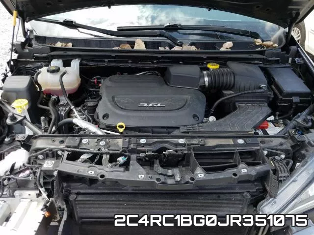 2C4RC1BG0JR351075 фото 8