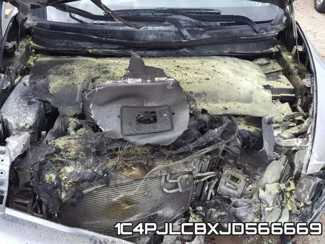 1C4PJLCBXJD566669 фото 8