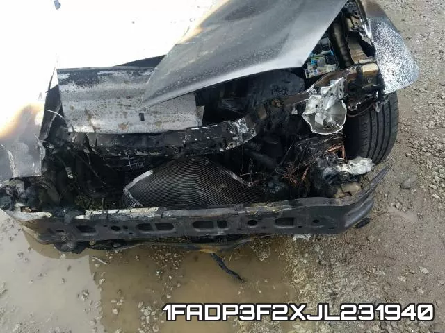 1FADP3F2XJL231940 фото 10