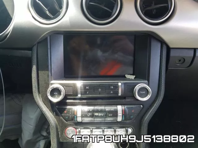 1FATP8UH9J5138802 фото 10
