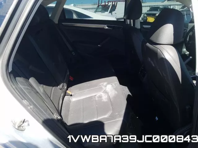 1VWBA7A39JC000843 фото 7