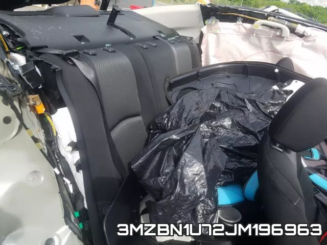 3MZBN1U72JM196963 фото 7