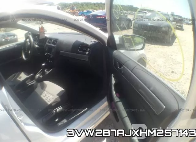 3VW2B7AJXHM257143 фото 6