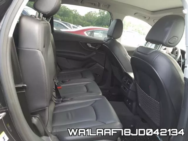 WA1LAAF78JD042134 фото 7