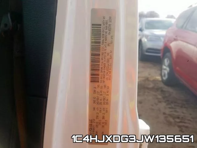 1C4HJXDG3JW135651 фото 8
