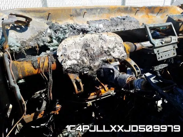 1C4PJLLXXJD509979 фото 9