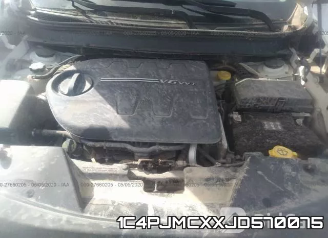 1C4PJMCXXJD570075 фото 2