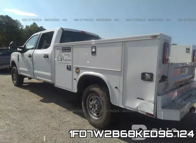 1FD7W2B68KED96724 фото 4