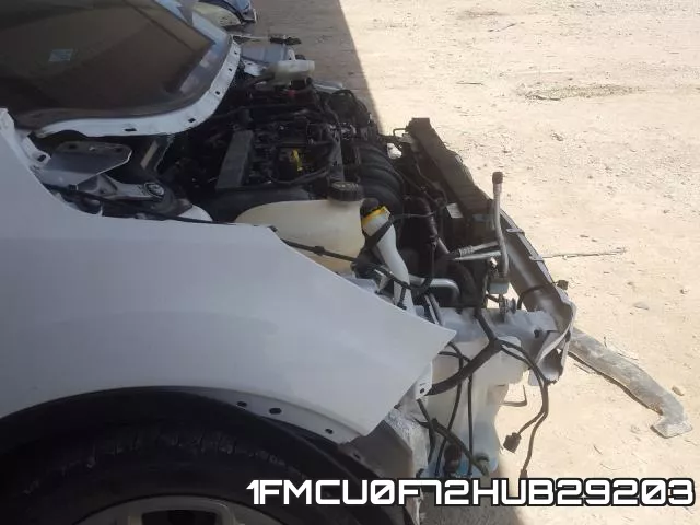 1FMCU0F72HUB29203 фото 10