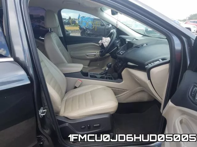 1FMCU0JD6HUD05005 фото 6