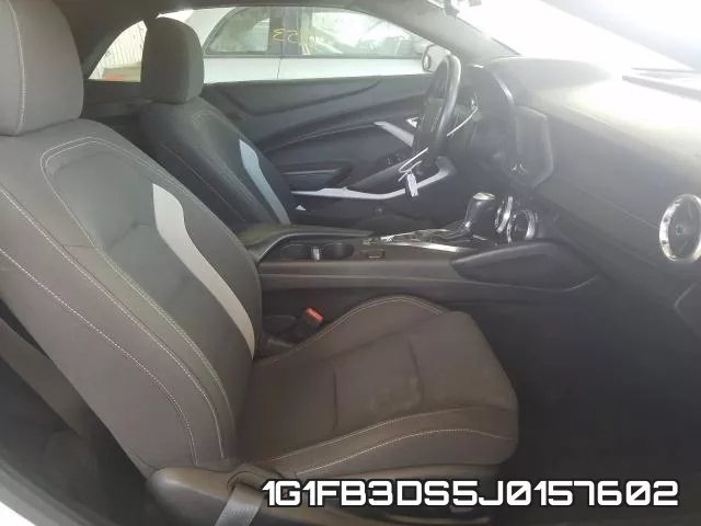 1G1FB3DS5J0157602 фото 6