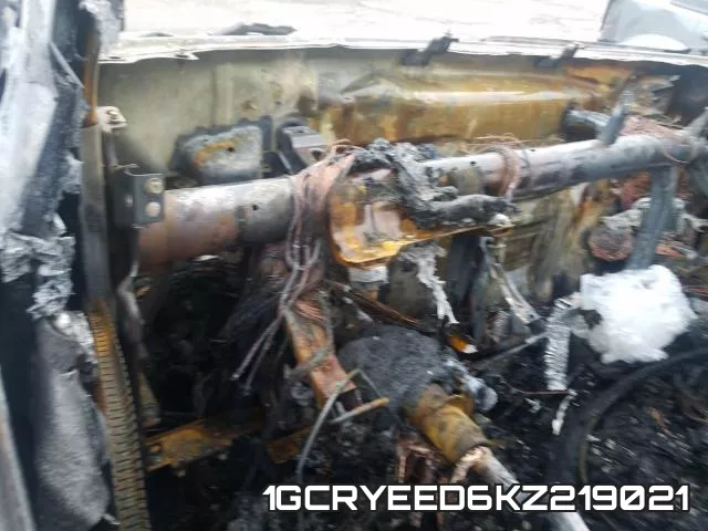1GCRYEED6KZ219021 фото 9
