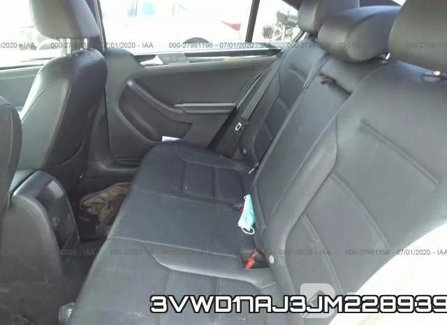 3VWD17AJ3JM228939 фото 9