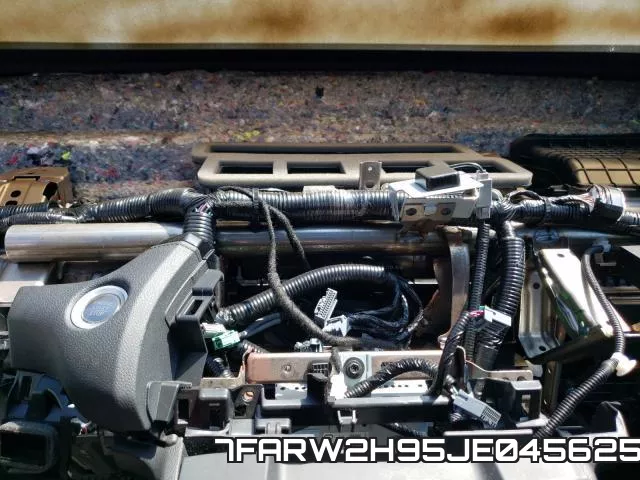 7FARW2H95JE045625 фото 10