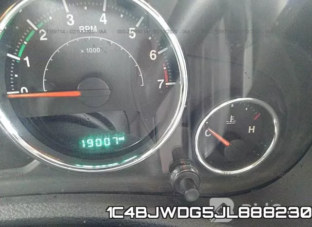 1C4BJWDG5JL888230 фото 8