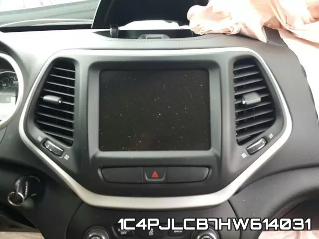 1C4PJLCB7HW614031 фото 10