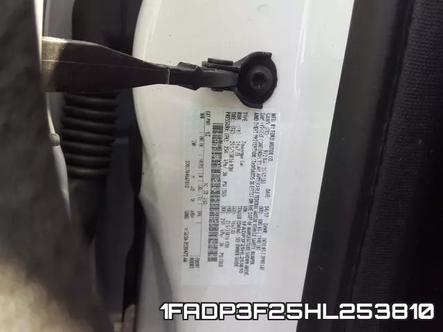 1FADP3F25HL253810 фото 2