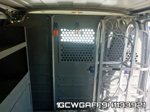 1GCWGAFF9H1133921 фото 10