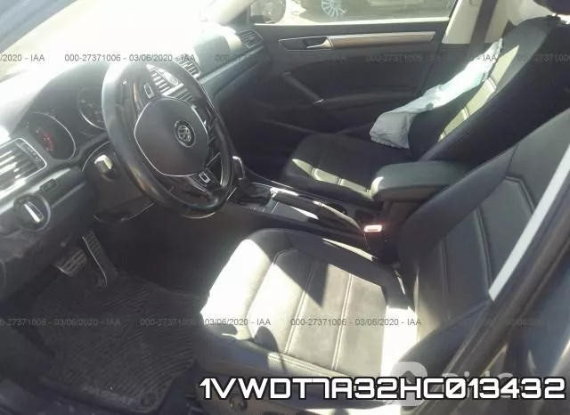 1VWDT7A32HC013432 фото 6