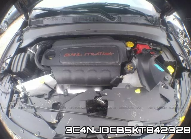 3C4NJDCB5KT842328 фото 2