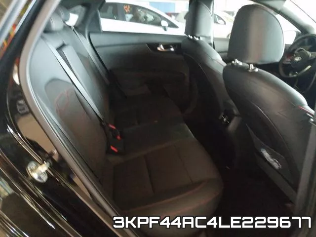 3KPF44AC4LE229677 фото 7