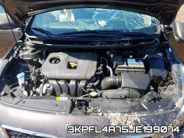3KPFL4A75JE199074 фото 8