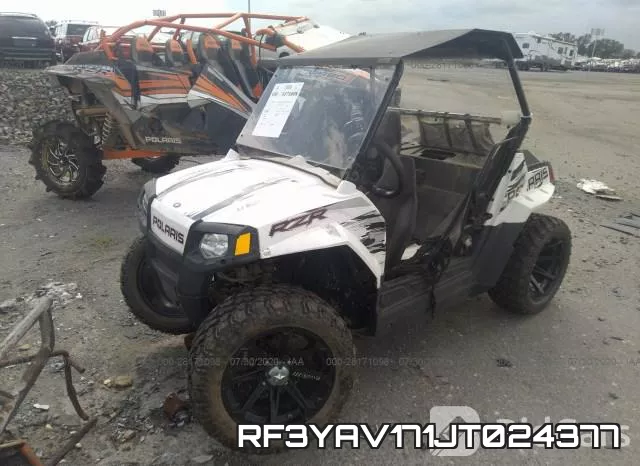 RF3YAV171JT024377 фото 3