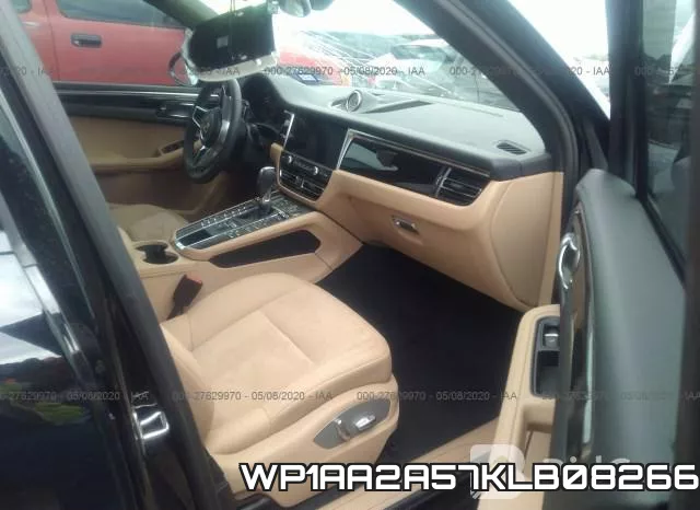 WP1AA2A57KLB08266 фото 6