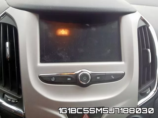1G1BC5SM5J7188030 фото 10