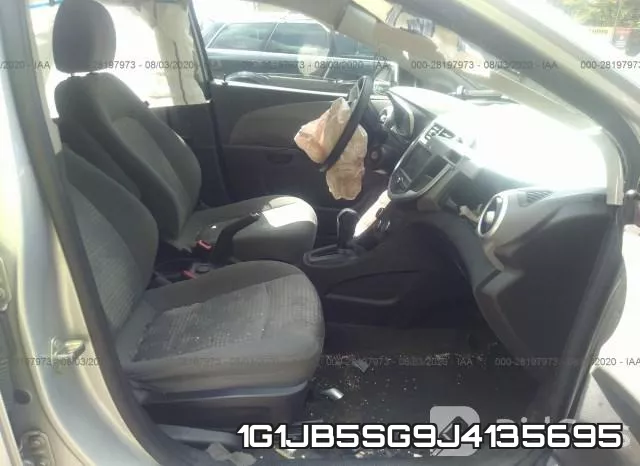 1G1JB5SG9J4135695 фото 6