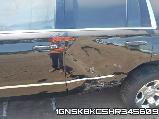 1GNSKBKC5HR345609 фото 10