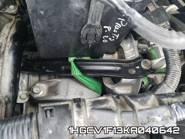 1HGCV1F13KA040642 фото 10
