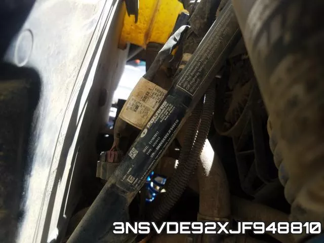 3NSVDE92XJF948810 фото 2