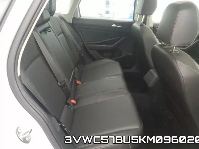3VWC57BU5KM096020 фото 7