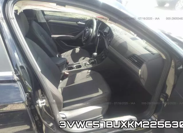 3VWC57BUXKM225630 фото 6