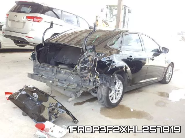 1FADP3F2XHL257819 фото 5