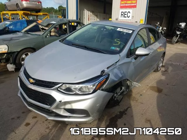 1G1BB5SM2J7104250 фото 3