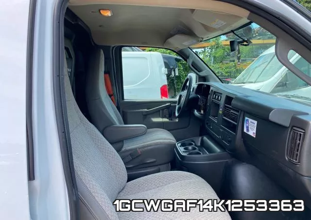 1GCWGAF14K1253363 фото 6