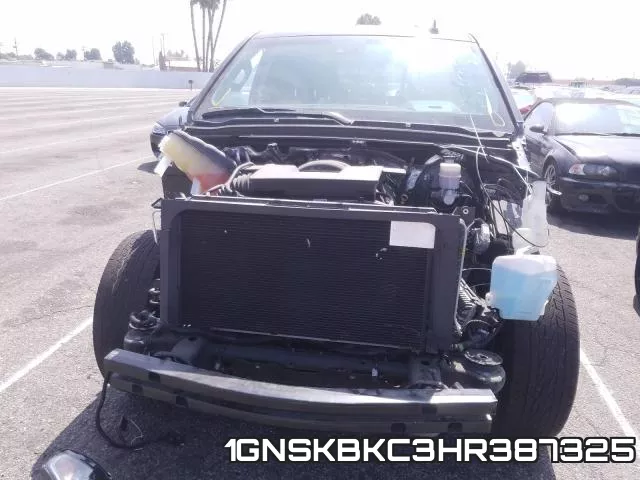 1GNSKBKC3HR387325 фото 10