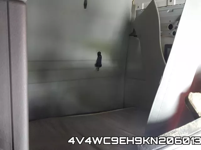 4V4WC9EH9KN206013 фото 7