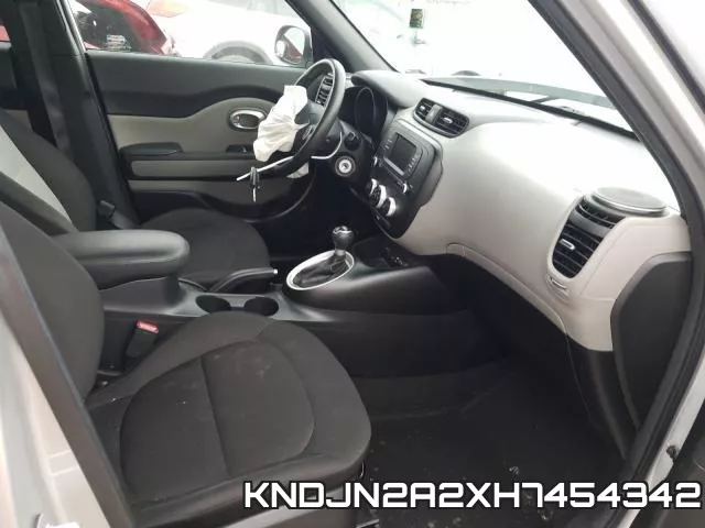 KNDJN2A2XH7454342 фото 6