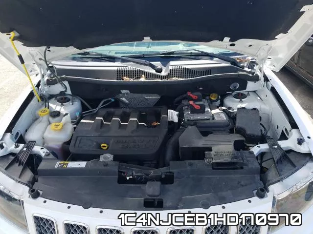 1C4NJCEB1HD170970 фото 8