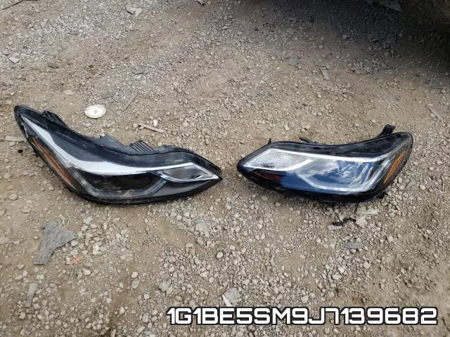 1G1BE5SM9J7139682 фото 10